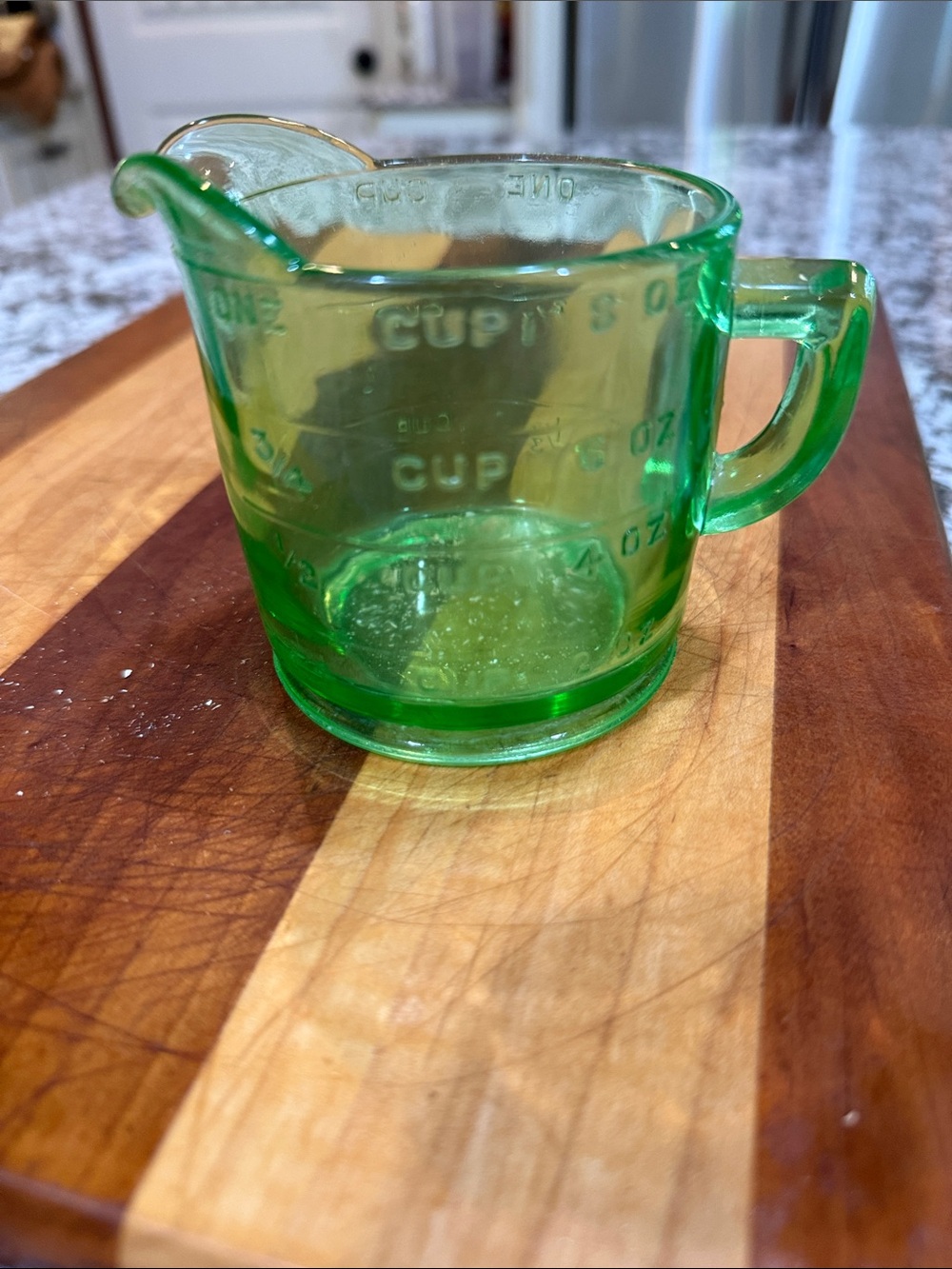 Vintage Green Uranium Glass Measuring Cup, OneCup, Eight Oz Excellent Condition